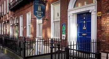 Clifden Centre